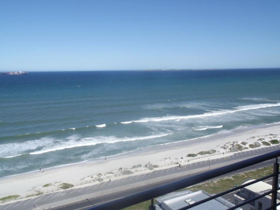 3 Bedroom Property for Sale in Bloubergrant Western Cape